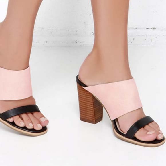 Seychelles Shoes - Seychelles Blush Black Suede Leather Mule Sandal